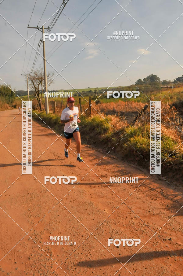 Achetez vos photos de l'�v�nement38� Volta ao Morro sur Fotop