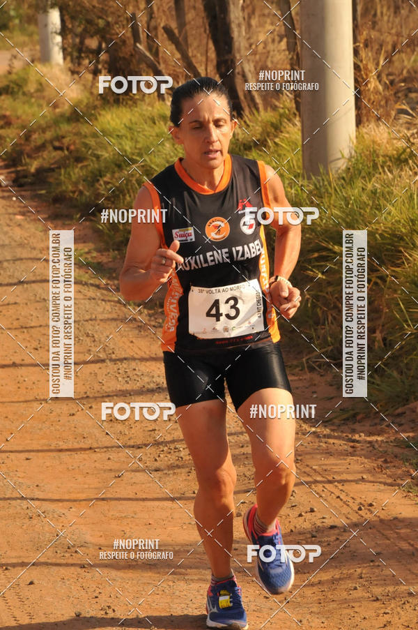 Achetez vos photos de l'�v�nement38� Volta ao Morro sur Fotop