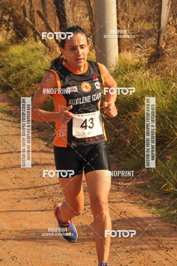 Achetez vos photos de l'�v�nement38� Volta ao Morro sur Fotop