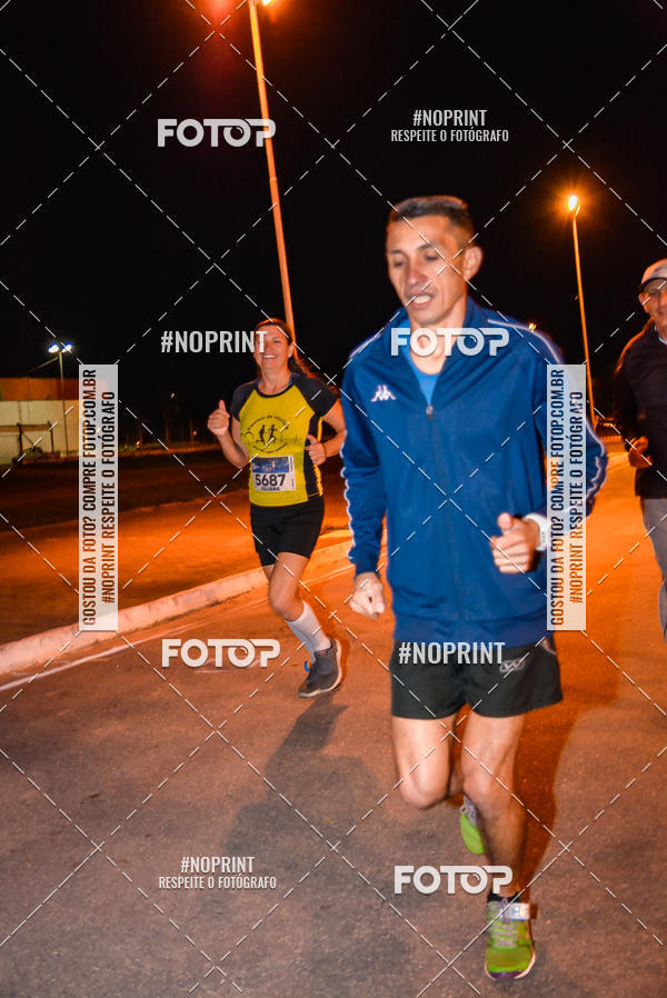 Buy your photos of the eventNight Race Mogi das Cruzes 2019 on Fotop