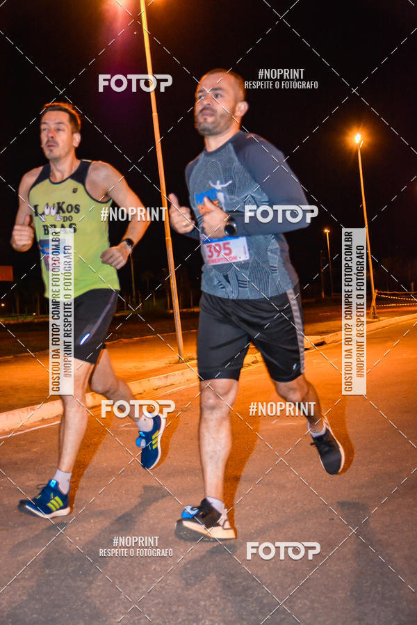 Buy your photos of the eventNight Race Mogi das Cruzes 2019 on Fotop