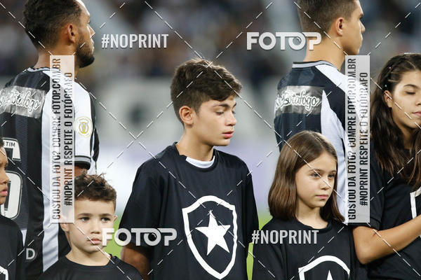 Buy your photos of the eventBotafogo x Grmio - Nilton Santos- 12/06/2019 on Fotop
