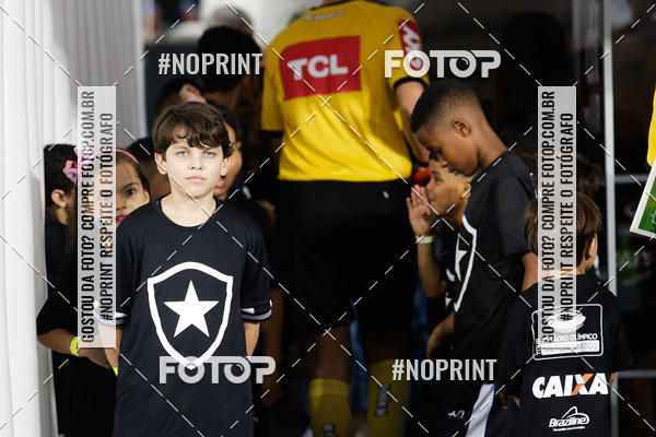 Achetez vos photos de l'vnementBotafogo x Grmio - Nilton Santos- 12/06/2019 sur Fotop