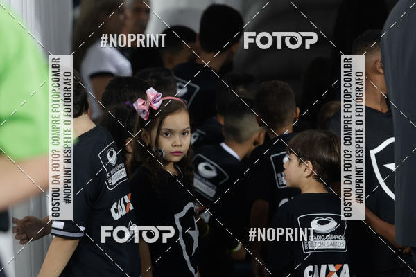 Achetez vos photos de l'vnementBotafogo x Grmio - Nilton Santos- 12/06/2019 sur Fotop