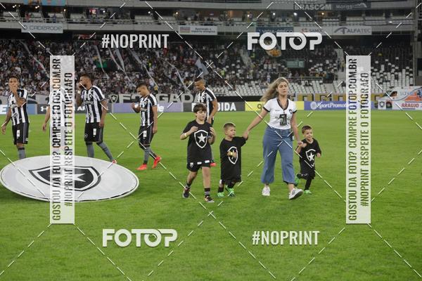 Buy your photos of the eventBotafogo x Grmio - Nilton Santos- 12/06/2019 on Fotop