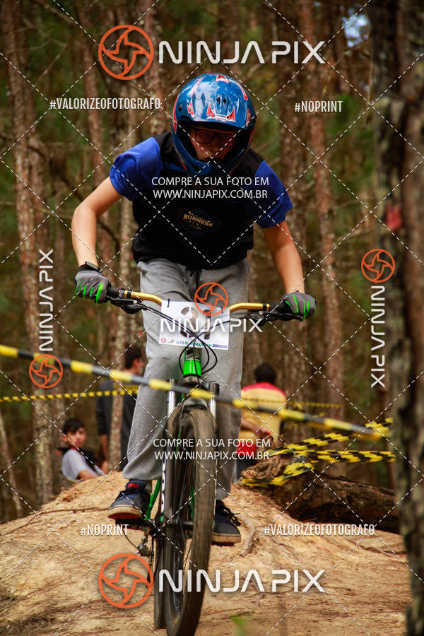 Buy your photos of the eventDownhill Pedreira on Fotop
