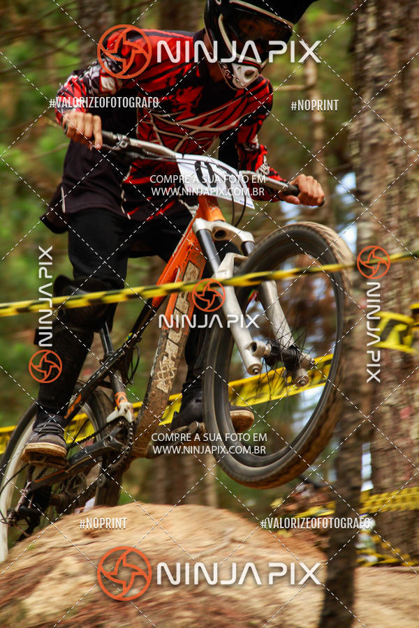 Buy your photos of the eventDownhill Pedreira on Fotop