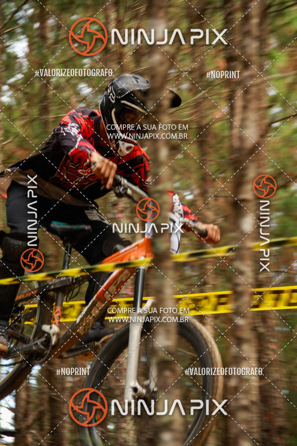 Buy your photos of the eventDownhill Pedreira on Fotop