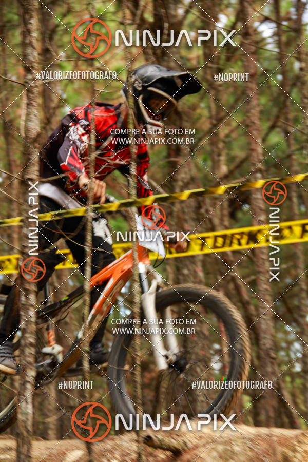 Buy your photos of the eventDownhill Pedreira on Fotop