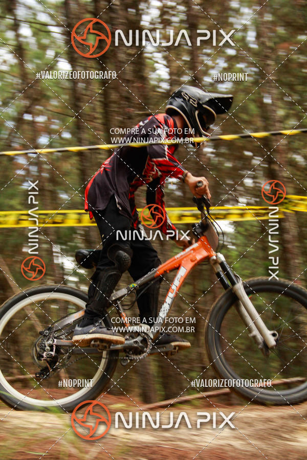 Buy your photos of the eventDownhill Pedreira on Fotop
