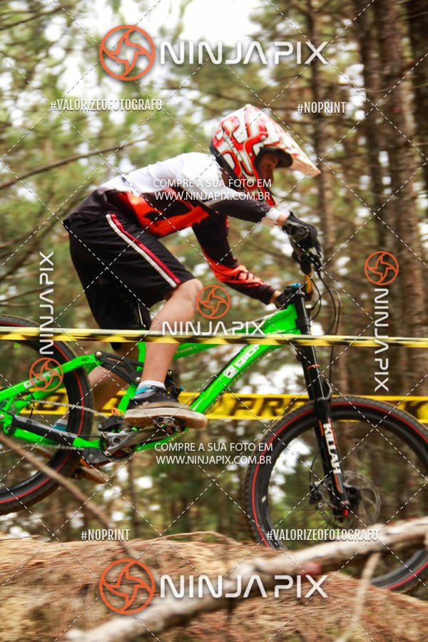 Compra tus fotos del eventoDownhill Pedreira En Fotop