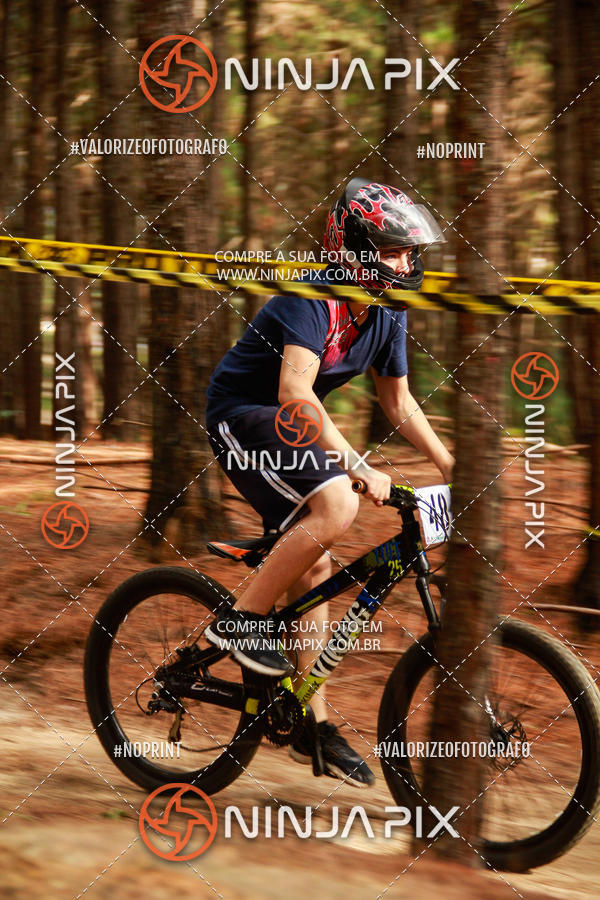 Compra tus fotos del eventoDownhill Pedreira En Fotop