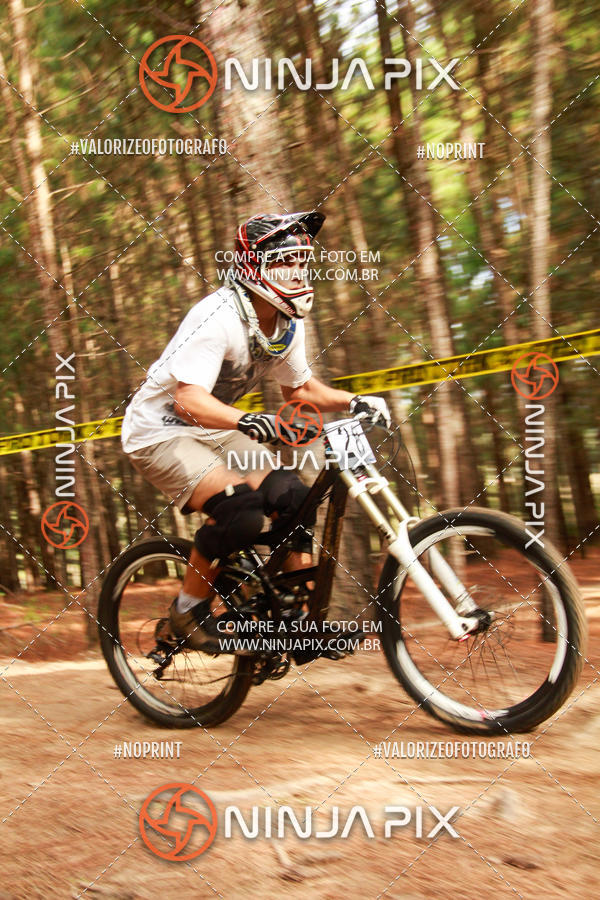 Compra tus fotos del eventoDownhill Pedreira En Fotop