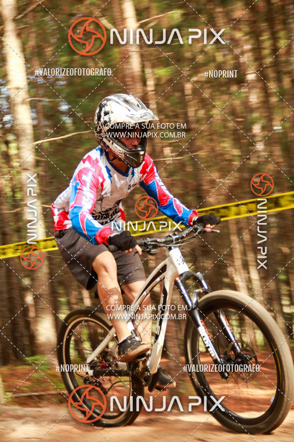 Compra tus fotos del eventoDownhill Pedreira En Fotop