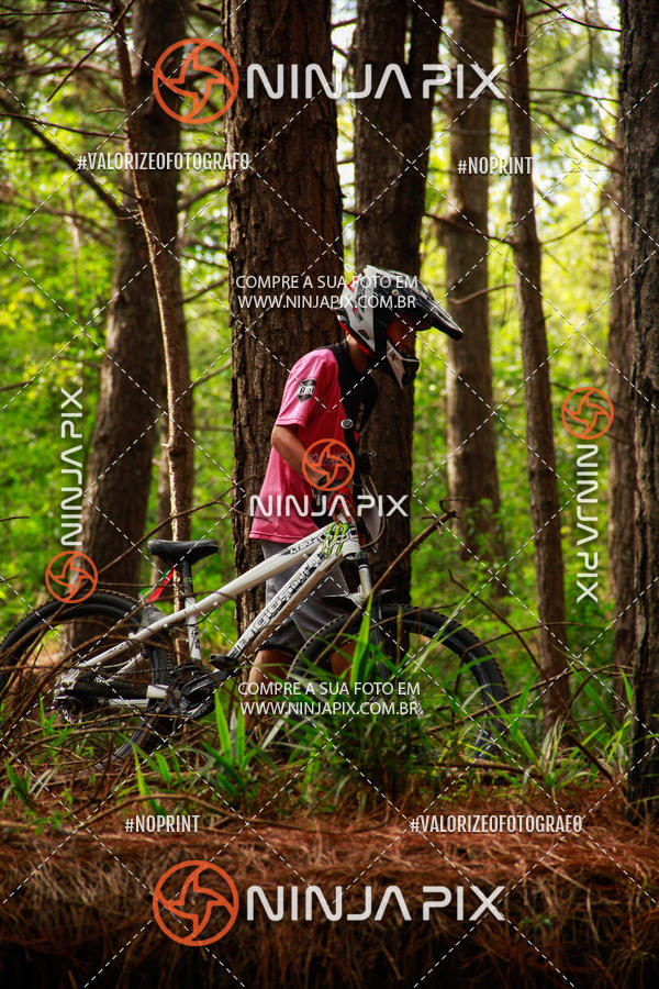 Compra tus fotos del eventoDownhill Pedreira En Fotop