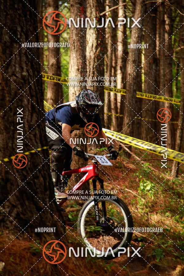 Compra tus fotos del eventoDownhill Pedreira En Fotop
