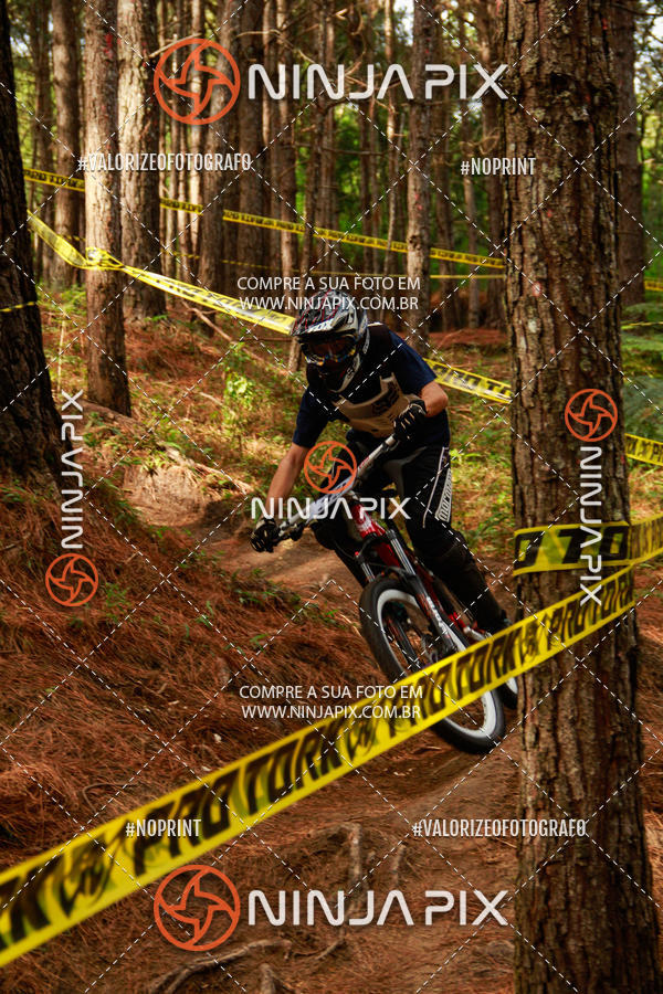 Compra tus fotos del eventoDownhill Pedreira En Fotop