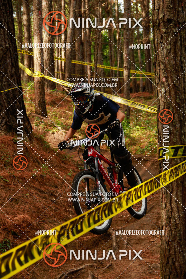 Compra tus fotos del eventoDownhill Pedreira En Fotop