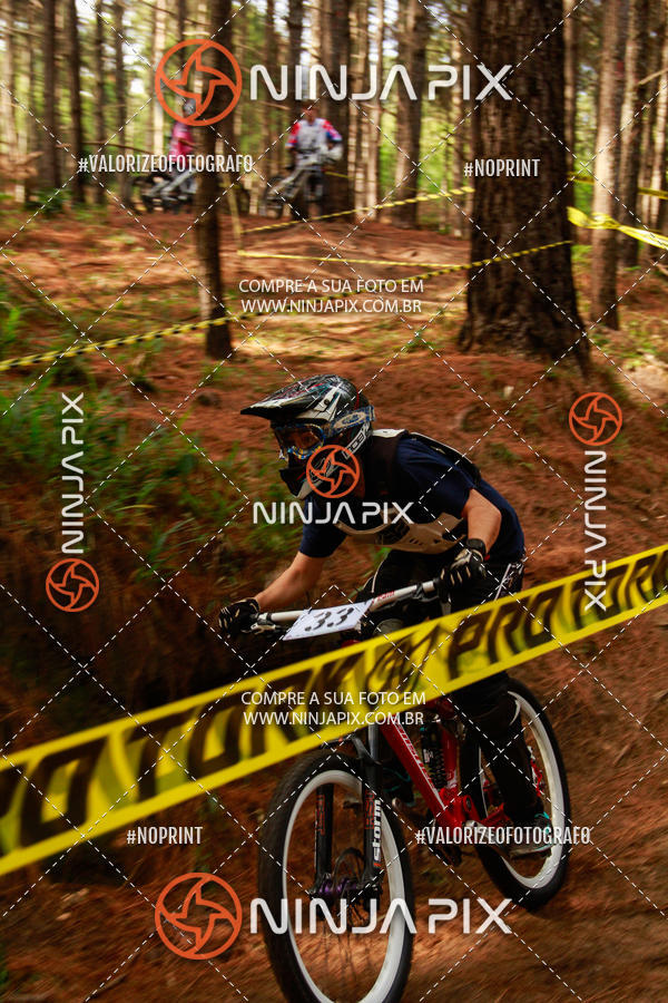Compra tus fotos del eventoDownhill Pedreira En Fotop