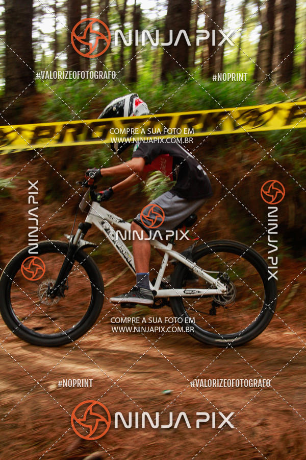 Compra tus fotos del eventoDownhill Pedreira En Fotop