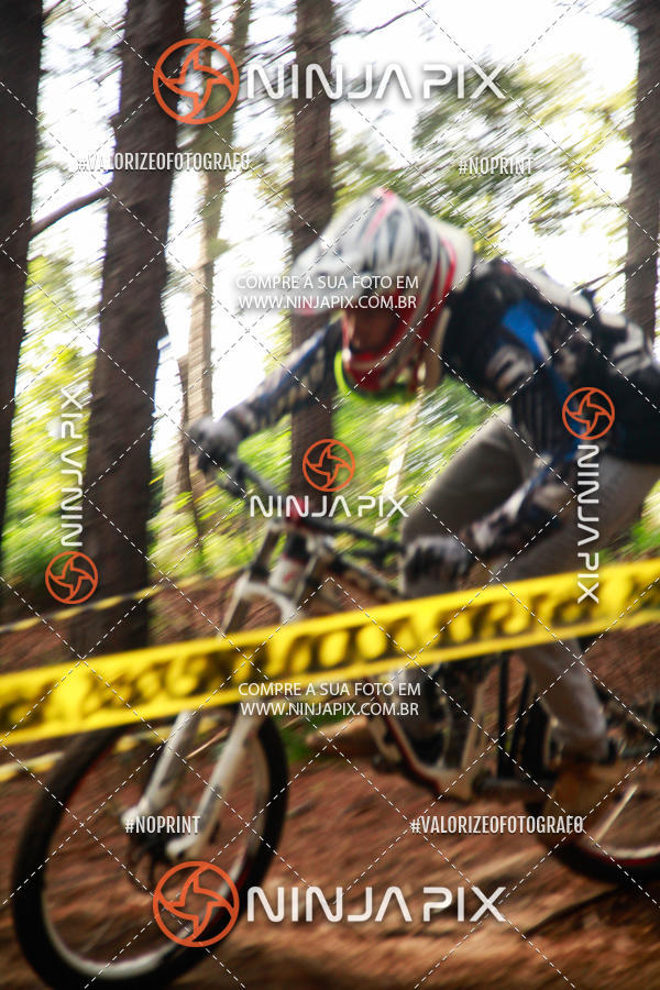 Compra tus fotos del eventoDownhill Pedreira En Fotop