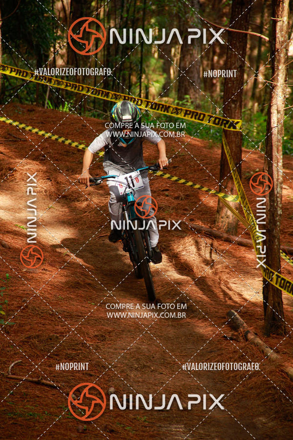 Compra tus fotos del eventoDownhill Pedreira En Fotop