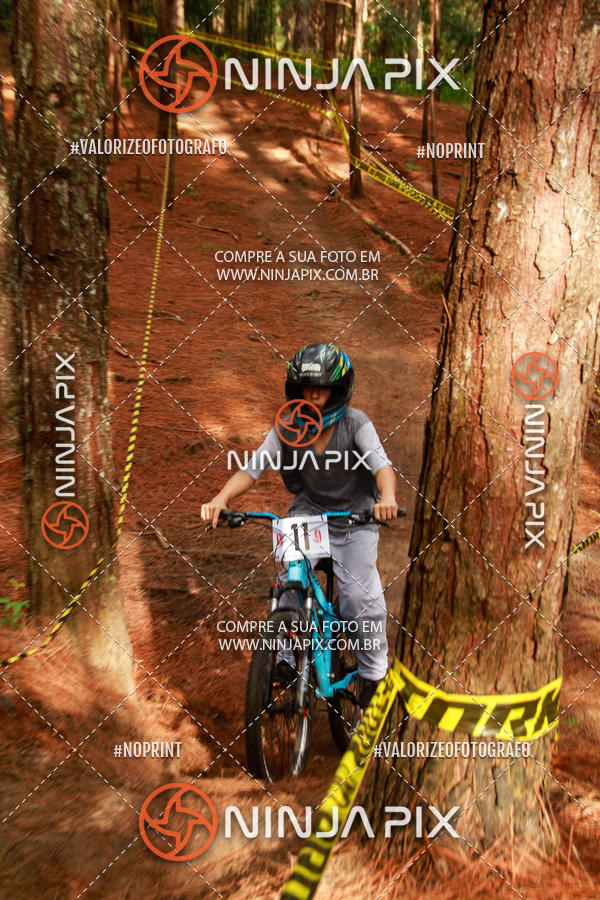 Compra tus fotos del eventoDownhill Pedreira En Fotop