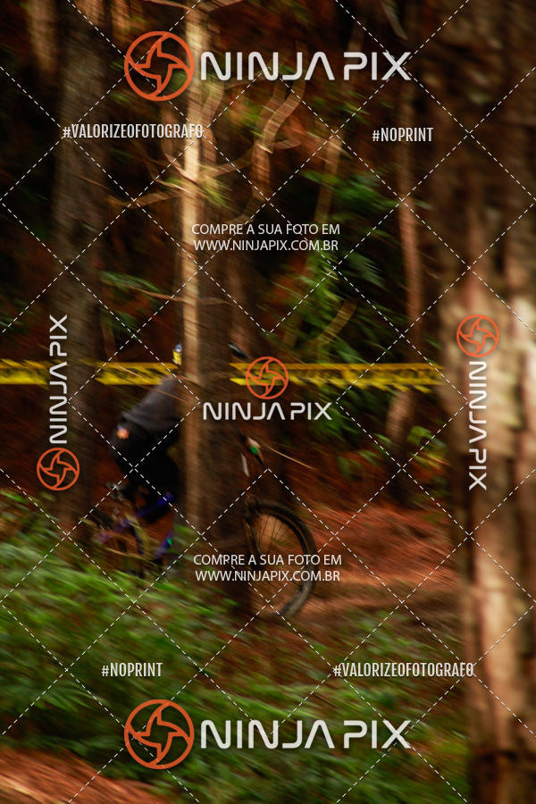 Compra tus fotos del eventoDownhill Pedreira En Fotop