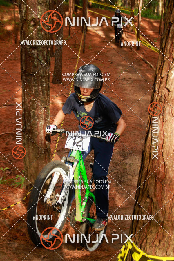 Achetez vos photos de l'vnementDownhill Pedreira sur Fotop