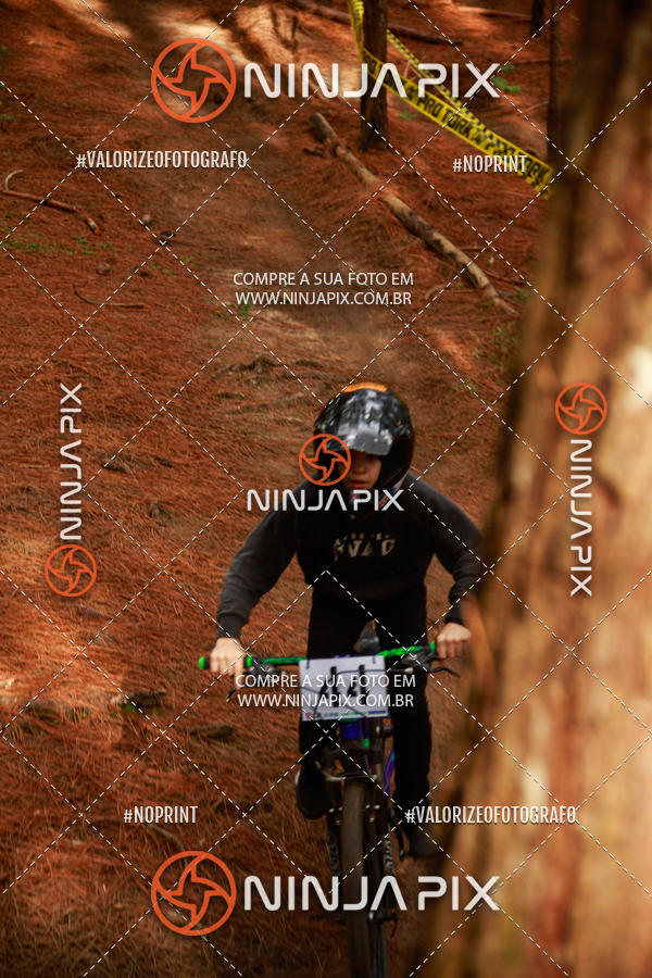 Achetez vos photos de l'vnementDownhill Pedreira sur Fotop