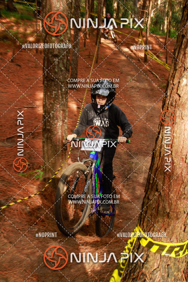 Achetez vos photos de l'vnementDownhill Pedreira sur Fotop