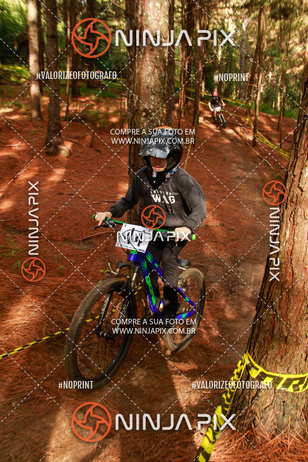 Achetez vos photos de l'vnementDownhill Pedreira sur Fotop