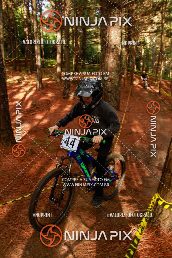 Achetez vos photos de l'vnementDownhill Pedreira sur Fotop