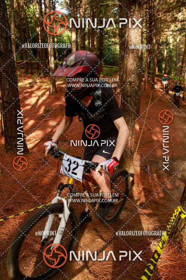 Achetez vos photos de l'vnementDownhill Pedreira sur Fotop