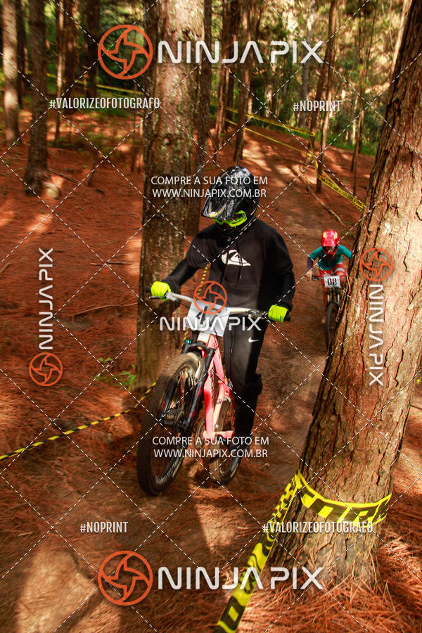 Achetez vos photos de l'vnementDownhill Pedreira sur Fotop