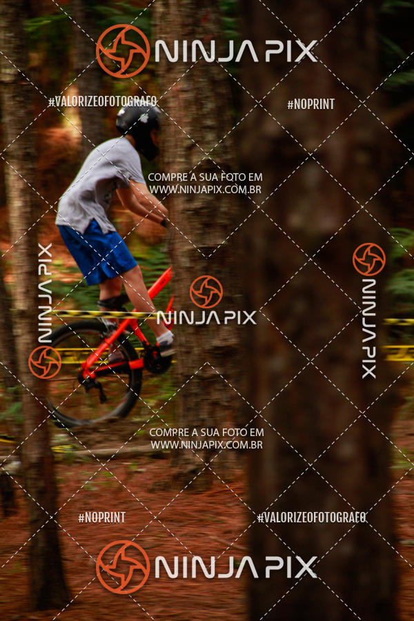 Achetez vos photos de l'vnementDownhill Pedreira sur Fotop