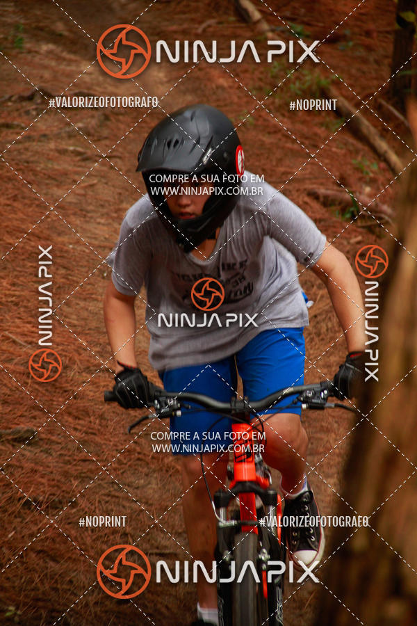 Achetez vos photos de l'vnementDownhill Pedreira sur Fotop