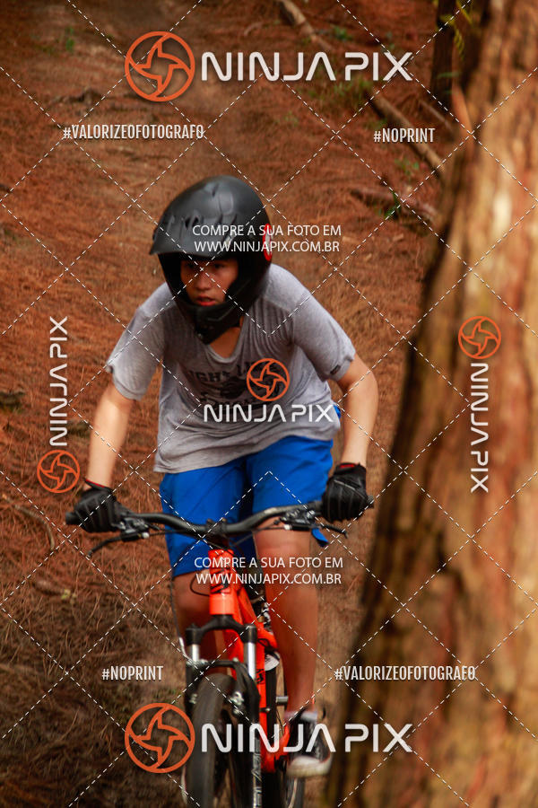 Achetez vos photos de l'vnementDownhill Pedreira sur Fotop