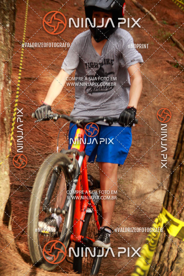 Achetez vos photos de l'vnementDownhill Pedreira sur Fotop