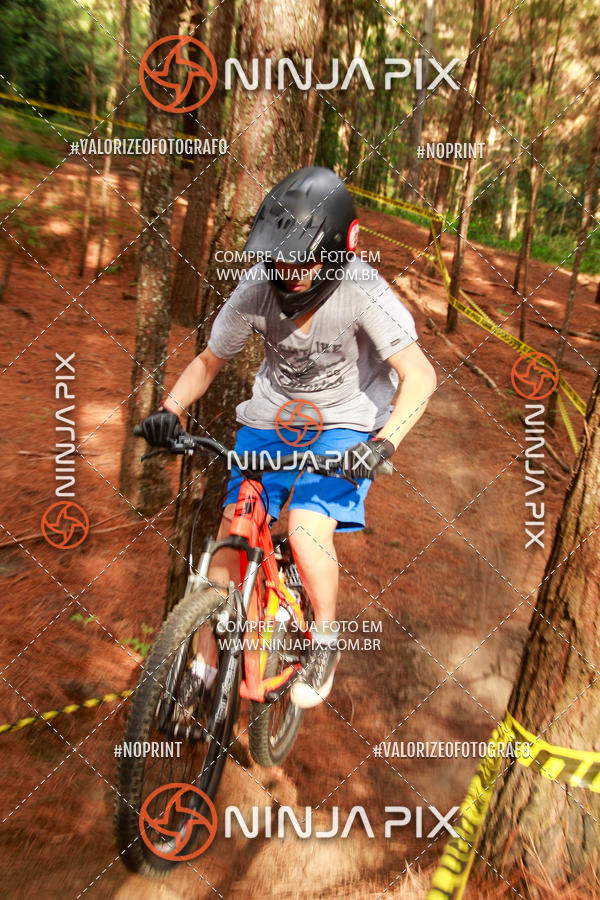 Achetez vos photos de l'vnementDownhill Pedreira sur Fotop