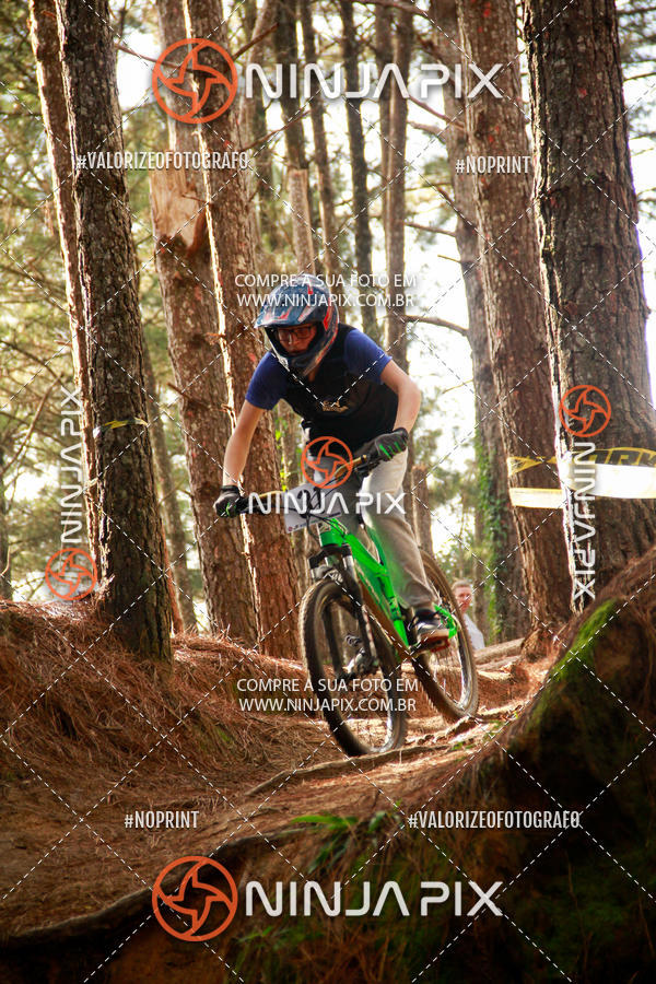 Achetez vos photos de l'vnementDownhill Pedreira sur Fotop