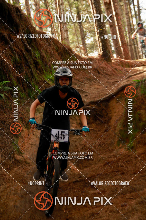 Buy your photos of the eventDownhill Pedreira on Fotop