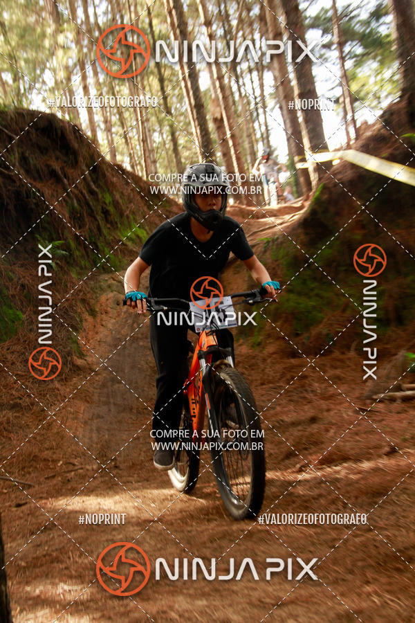 Buy your photos of the eventDownhill Pedreira on Fotop