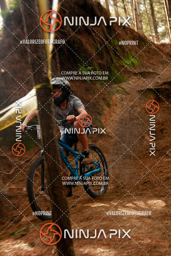 Buy your photos of the eventDownhill Pedreira on Fotop