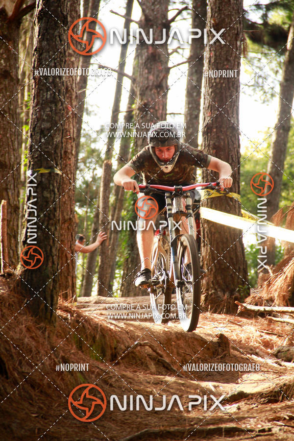 Buy your photos of the eventDownhill Pedreira on Fotop