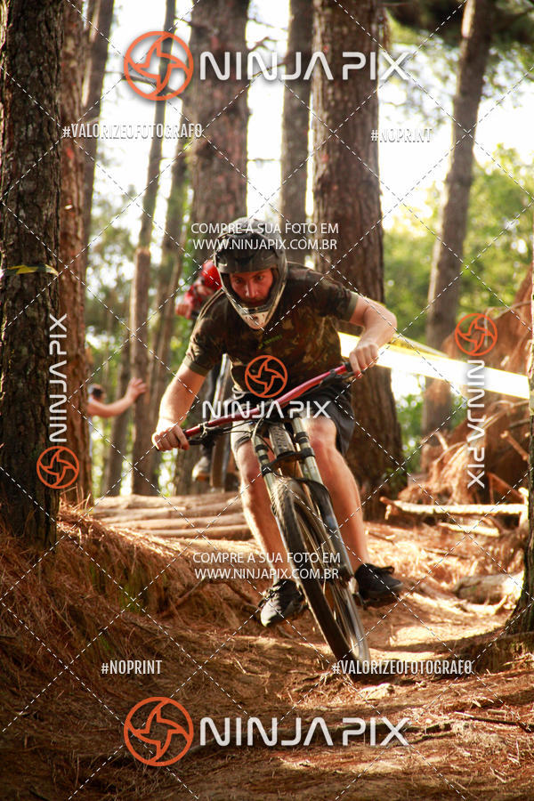 Buy your photos of the eventDownhill Pedreira on Fotop