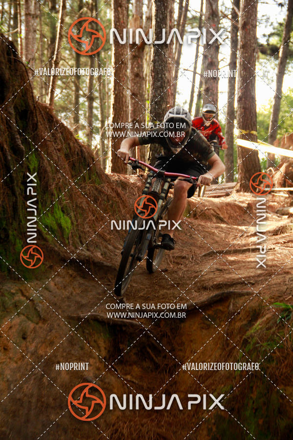 Buy your photos of the eventDownhill Pedreira on Fotop