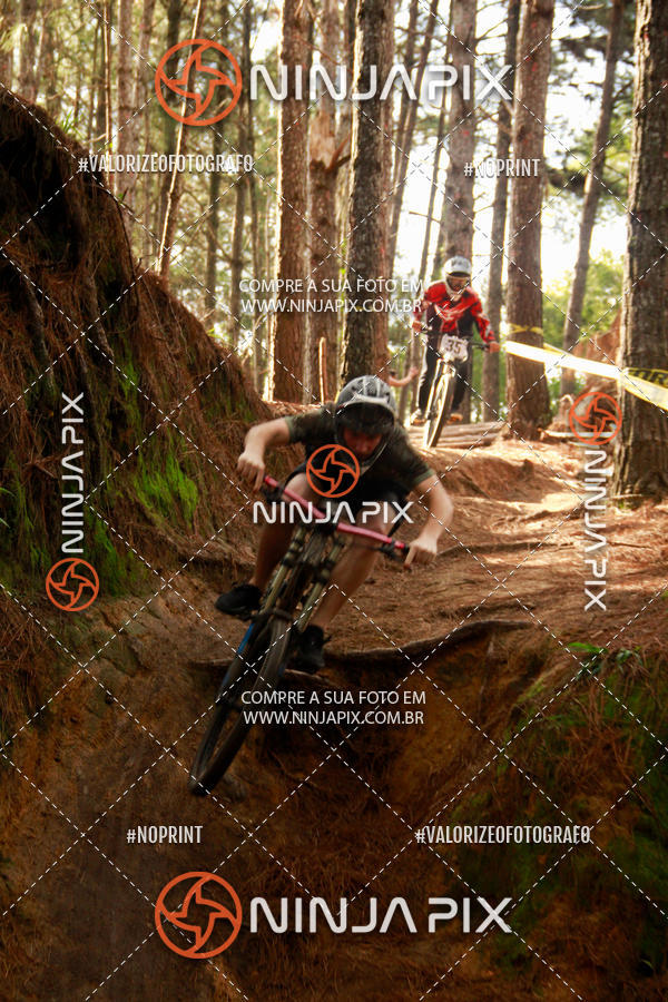 Buy your photos of the eventDownhill Pedreira on Fotop