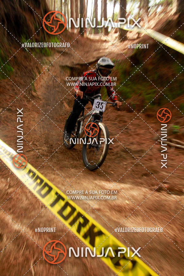 Buy your photos of the eventDownhill Pedreira on Fotop