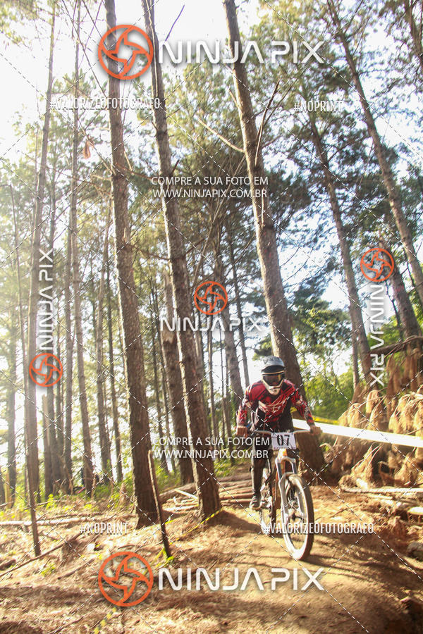 Achetez vos photos de l'vnementDownhill Pedreira sur Fotop